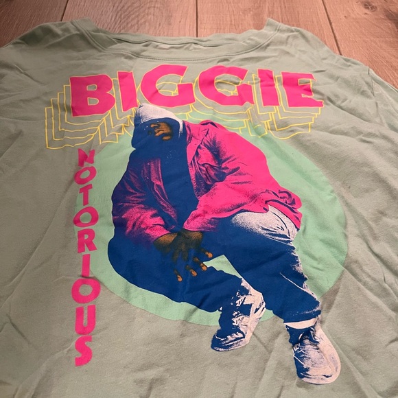 ‘Biggie’ Long Sleeve Cropped T-Shirt - Picture 2 of 4